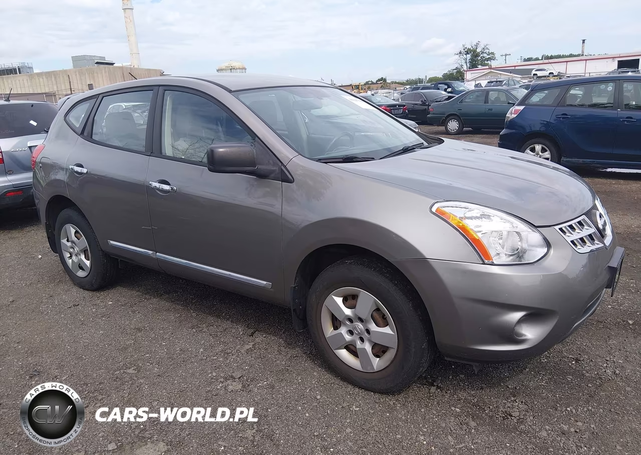 2013 Nissan Rogue S – zdjęcie 1 z 11