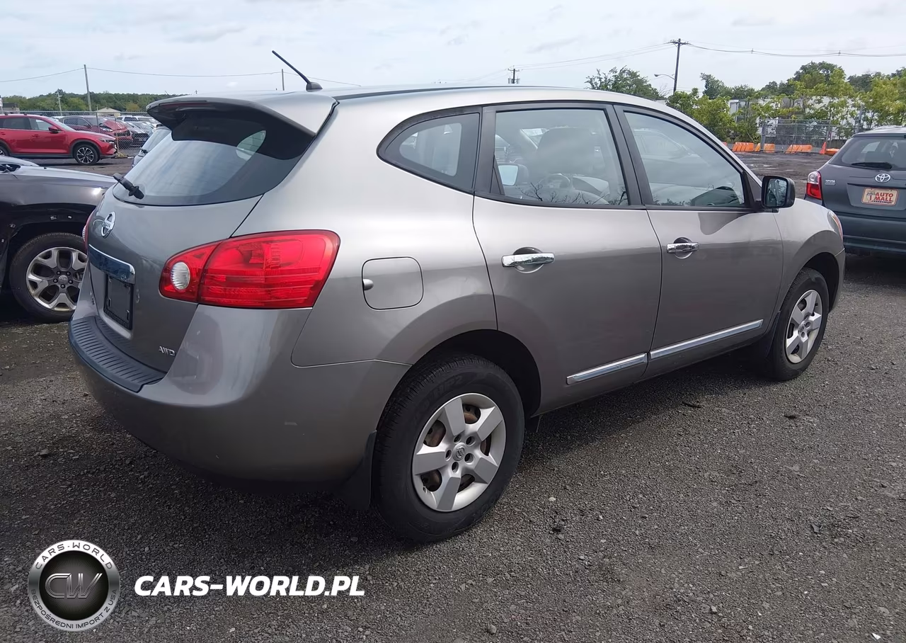 2013 Nissan Rogue S VIN:JN8AS5MV4DW600674 - 4