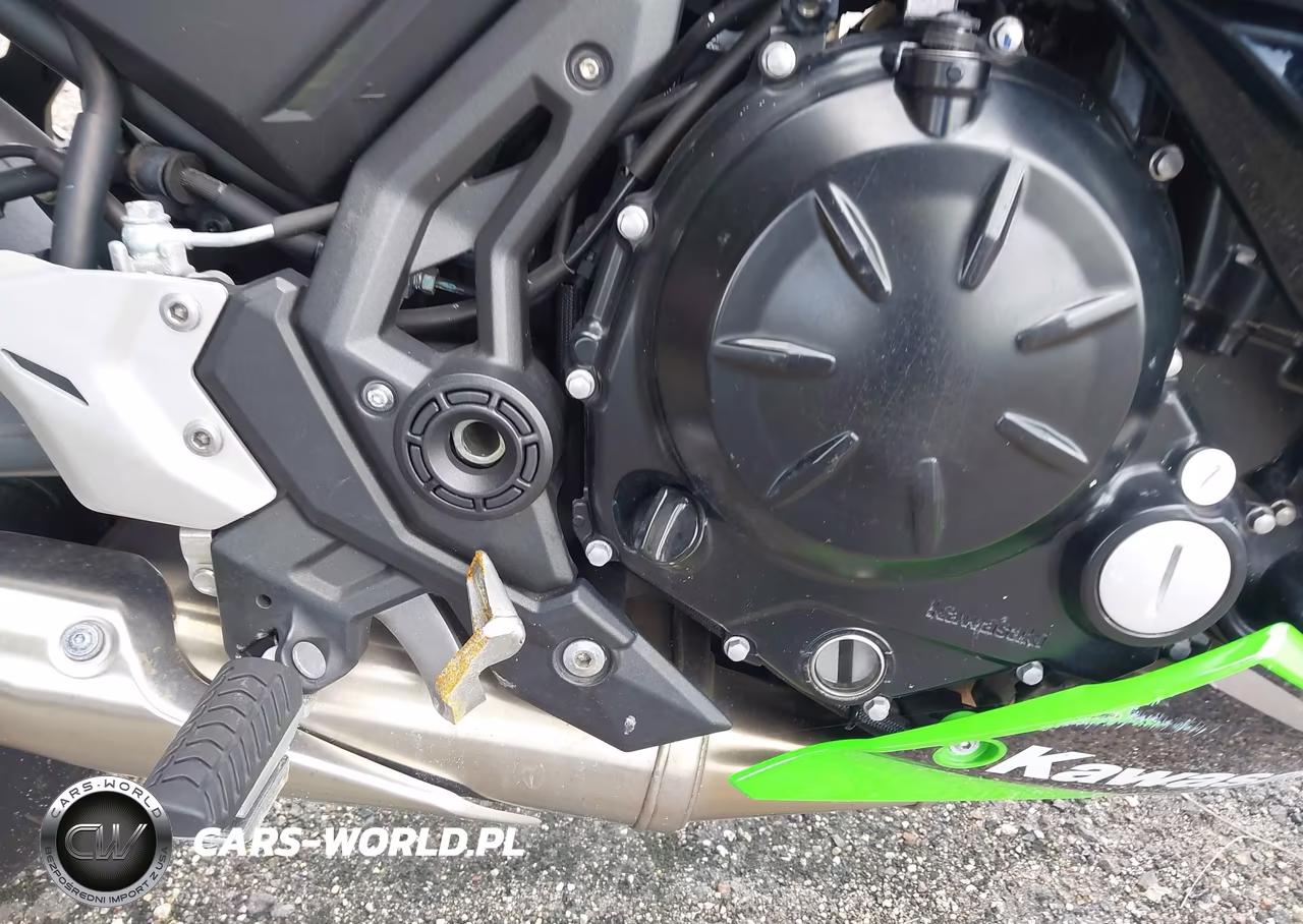 2017 Kawasaki Ex650 F VIN:JKAEXEK19HDA01203 - 8
