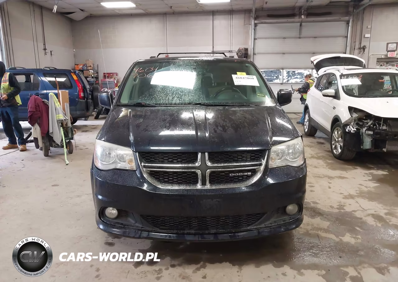 2011 Dodge Grand Caravan Crew VIN:2D4RN5DG3BR738318 - 13