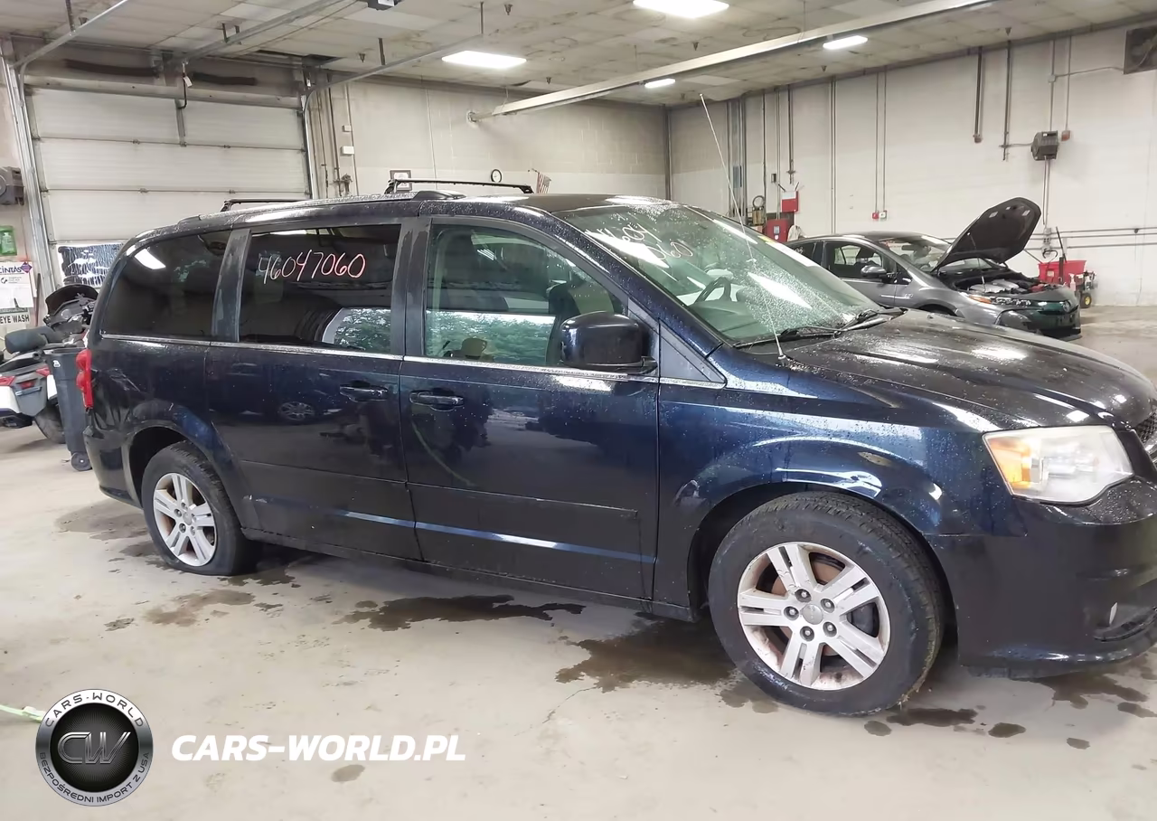 2011 Dodge Grand Caravan Crew VIN:2D4RN5DG3BR738318 - 14