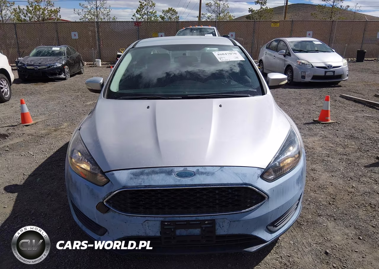 2015 Ford Focus Se VIN:1FADP3F28FL244743 - 6