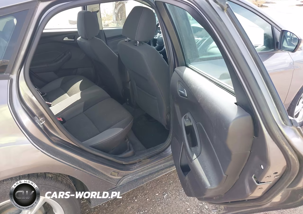 2014 Ford Focus Se VIN:1FADP3K26EL186345 - 8