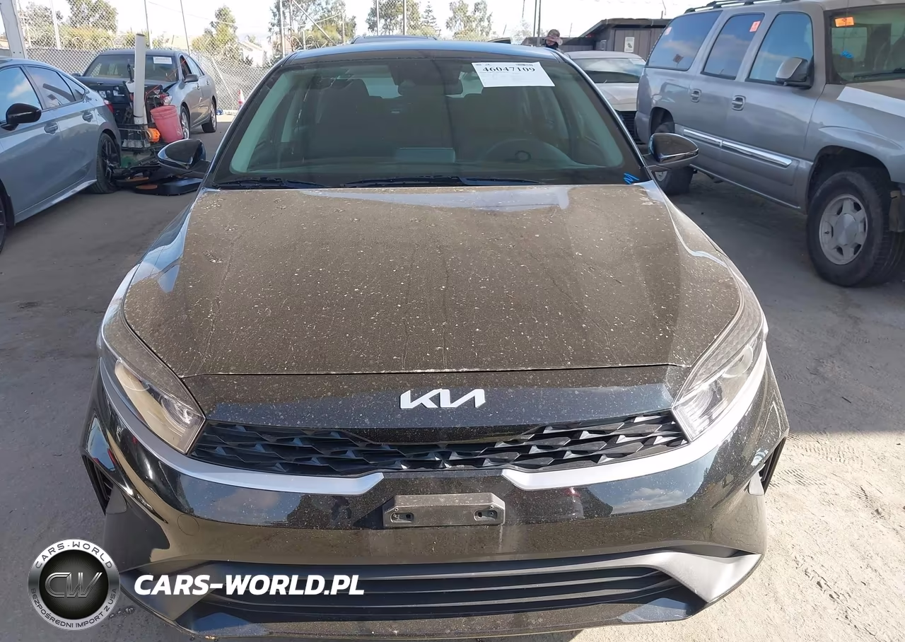 2024 Kia Forte Lxs VIN:3KPF24AD8RE731714 - 13