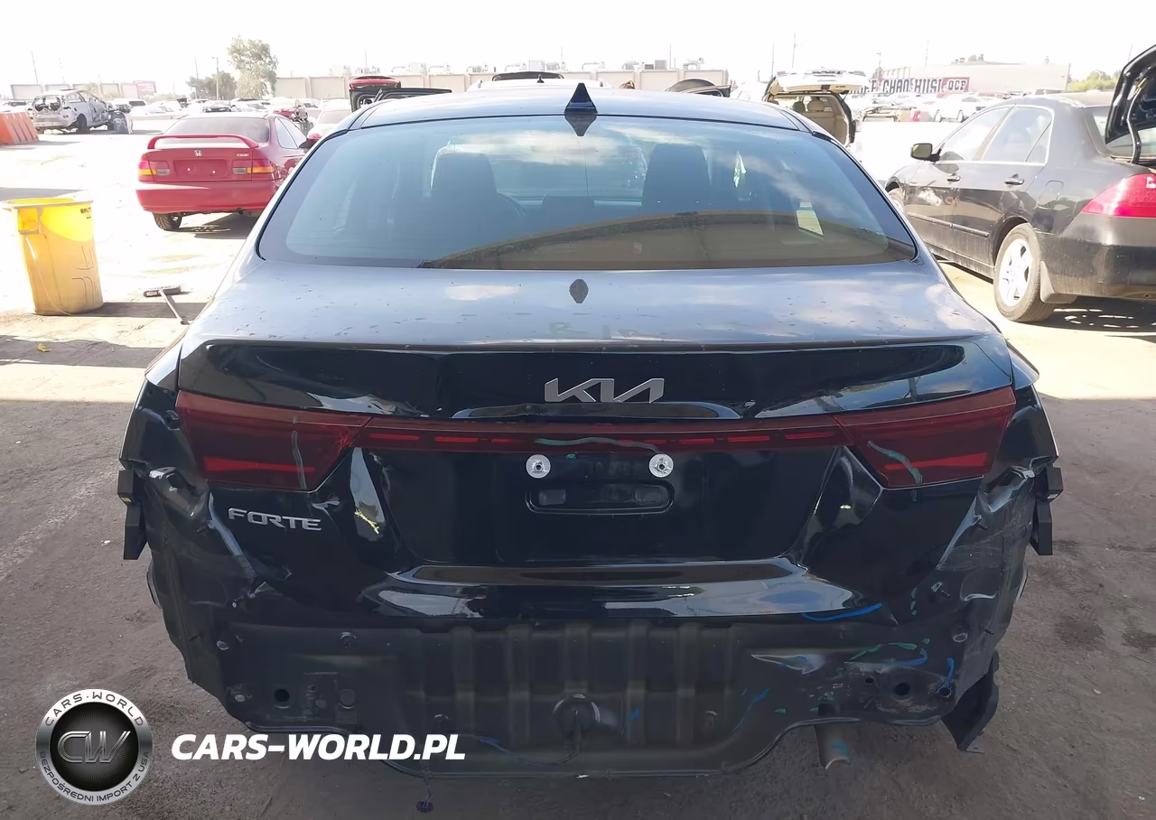 2024 Kia Forte Lxs VIN:3KPF24AD8RE731714 - 17