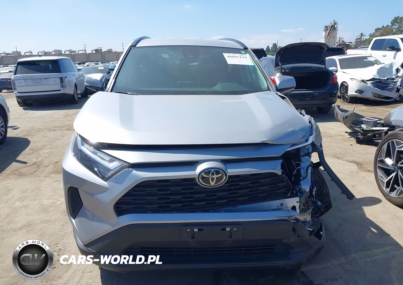 2024 Toyota Rav4 Xle VIN:2T3P1RFV9RW439046 - 12