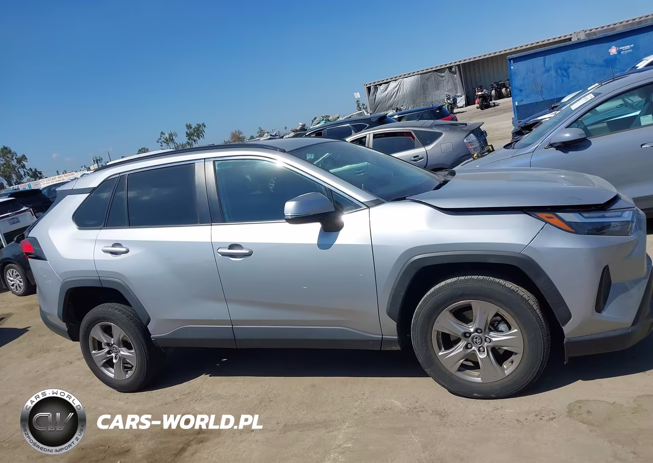 2024 Toyota Rav4 Xle VIN:2T3P1RFV9RW439046 - 13