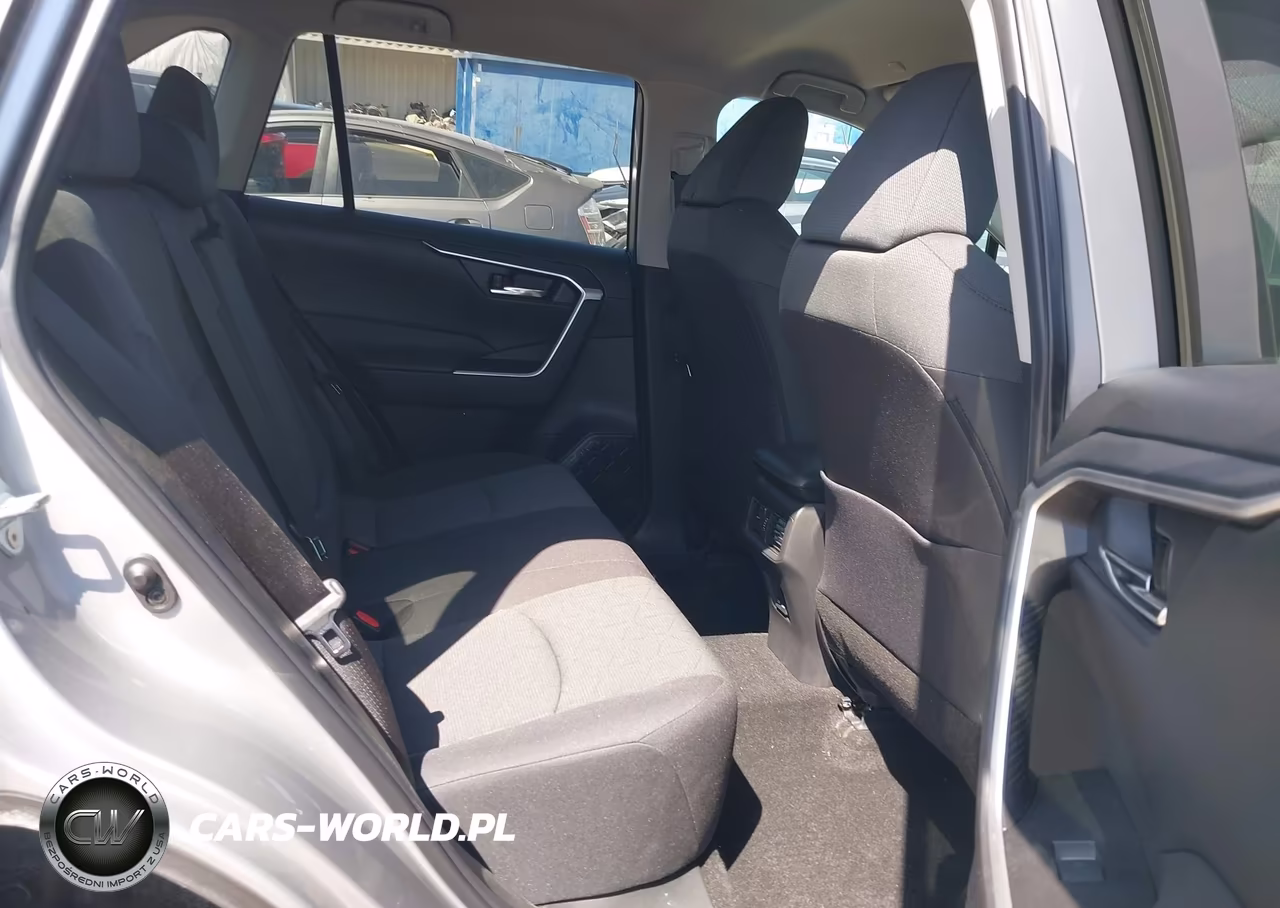 2024 Toyota Rav4 Xle VIN:2T3P1RFV9RW439046 - 8