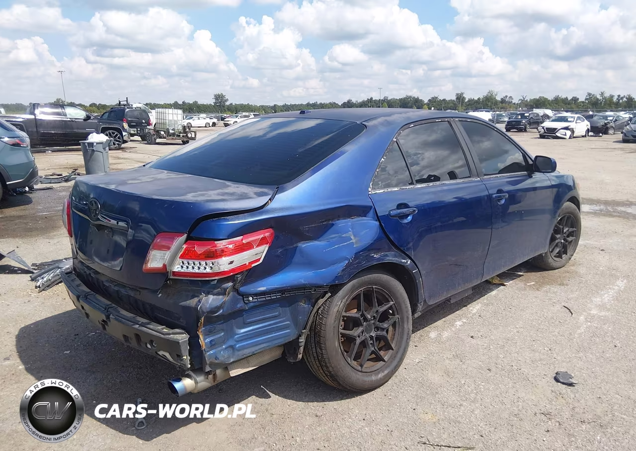 2011 Toyota Camry Le VIN:4T1BF3EK9BU640461 - 4
