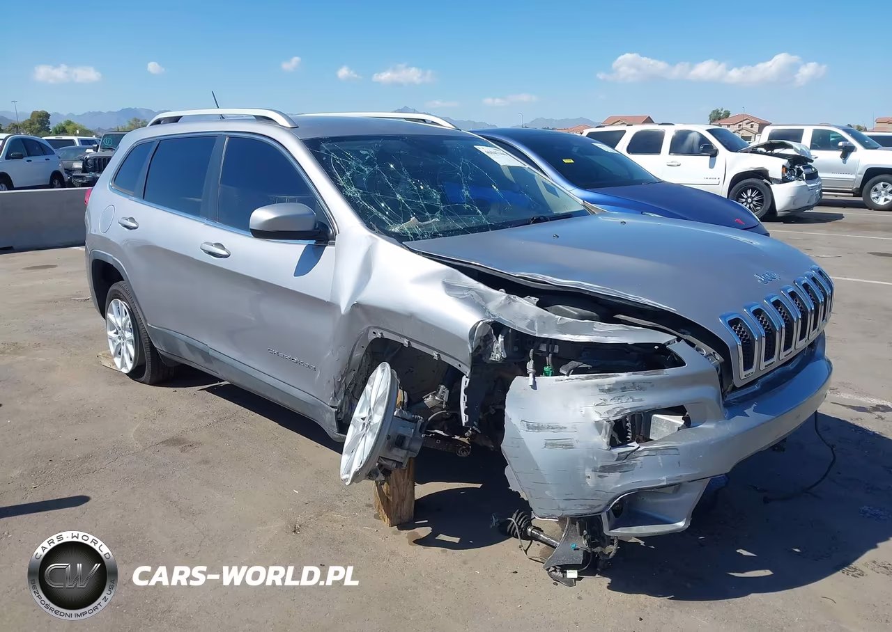 2017 Jeep Cherokee Latitude Fwd VIN:1C4PJLCBXHD235956 - 6