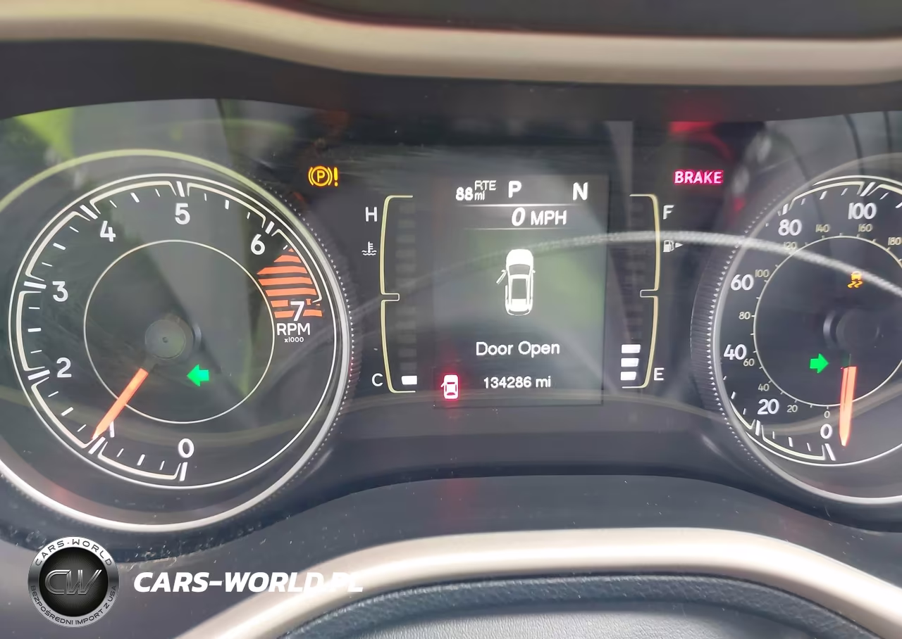 2017 Jeep Cherokee Latitude Fwd VIN:1C4PJLCBXHD235956 - 7