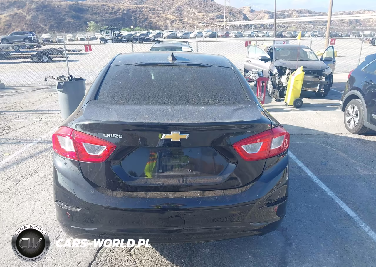 2016 Chevrolet Cruze Ls Auto VIN:1G1BC5SM8G7321162 - 17