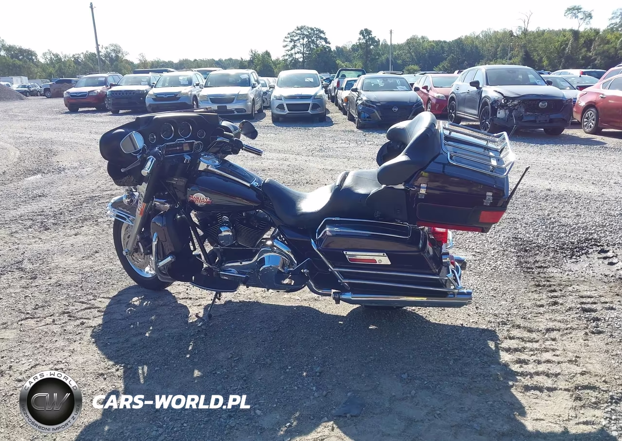 2005 Harley-Davidson Flhtcui VIN:1HD1FCW135Y684554 - 13