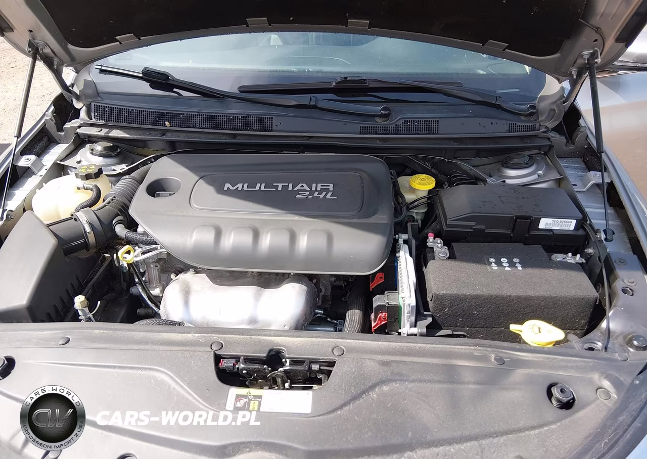 2015 Chrysler 200 C VIN:1C3CCCCB6FN508380 - 10