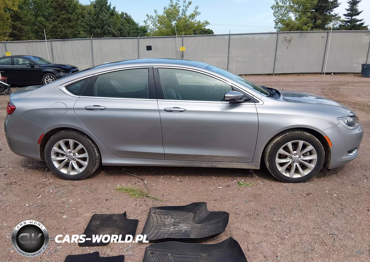 2015 Chrysler 200 C VIN:1C3CCCCB6FN508380 - 13