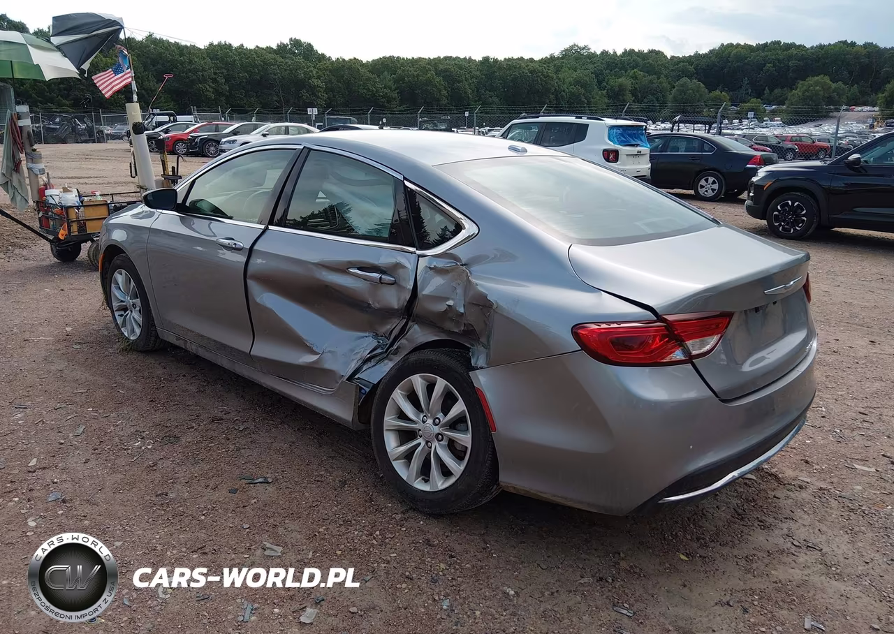 2015 Chrysler 200 C VIN:1C3CCCCB6FN508380 - 3
