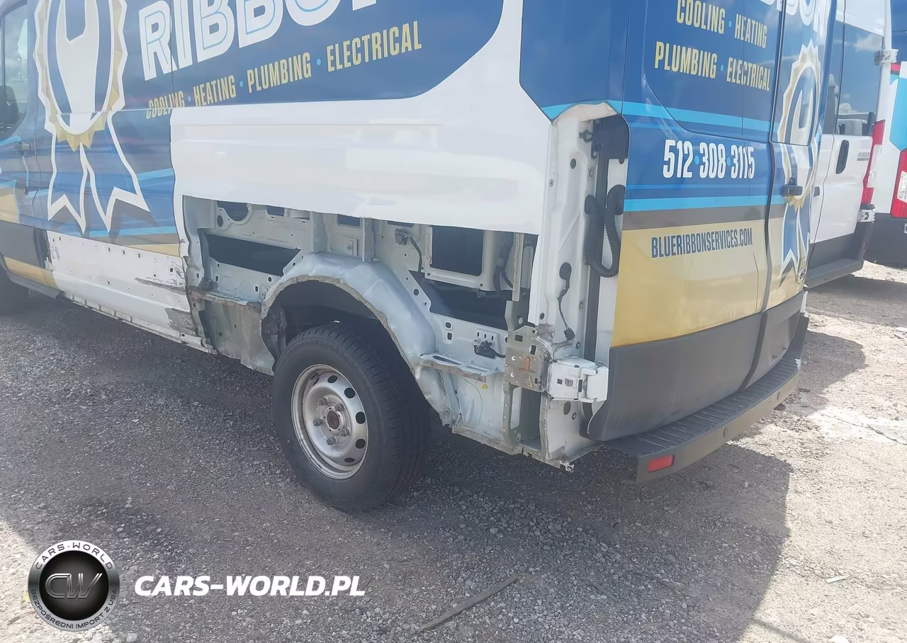 2023 Ford Transit-250 VIN:1FTBR1C88PKB39751 - 17