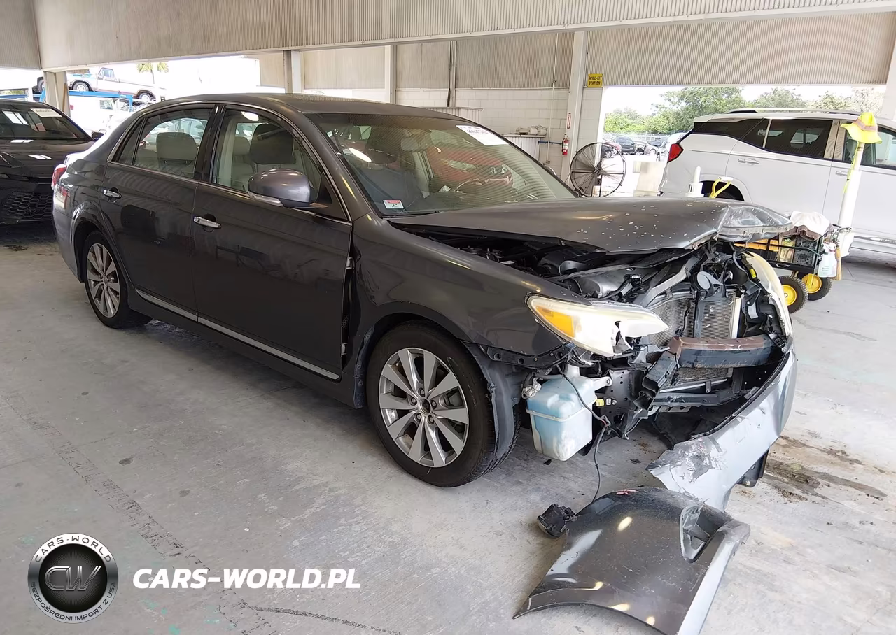 2011 Toyota Avalon Limited – zdjęcie 1 z 17