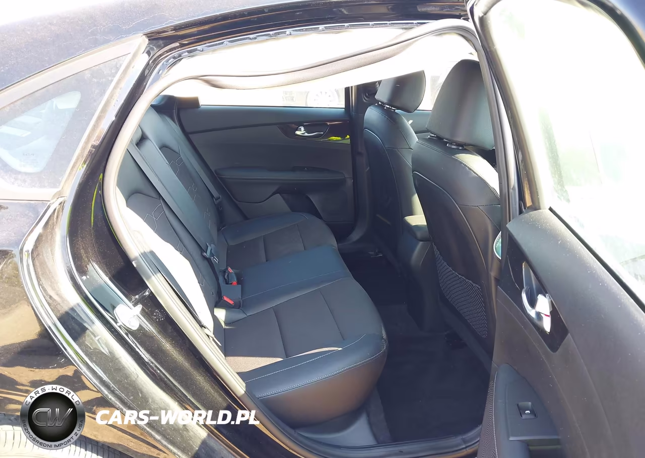 2024 Kia Forte Gt-Line VIN:3KPF54AD8RE833571 - 8