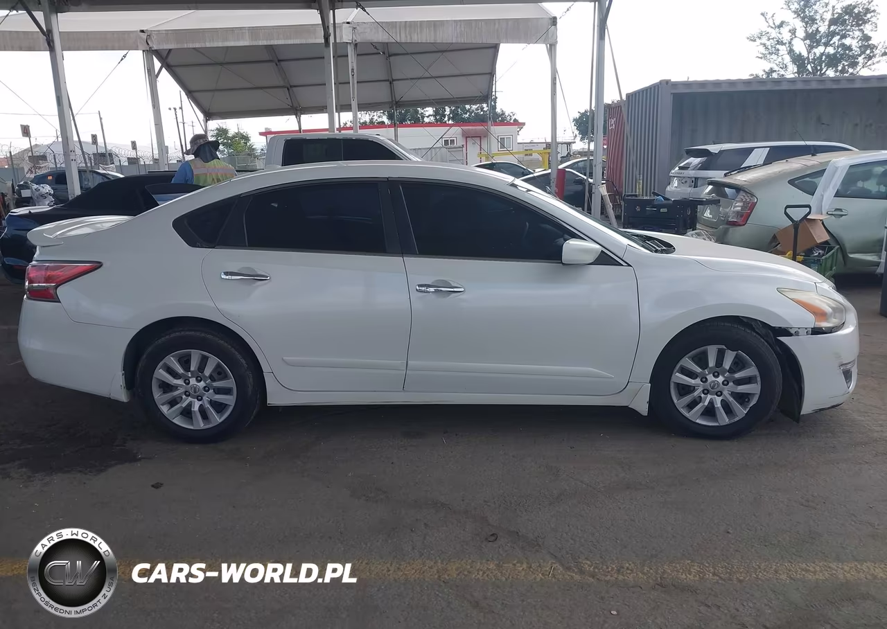 2014 Nissan Altima 2.5 S VIN:1N4AL3AP8EN232595 - 13