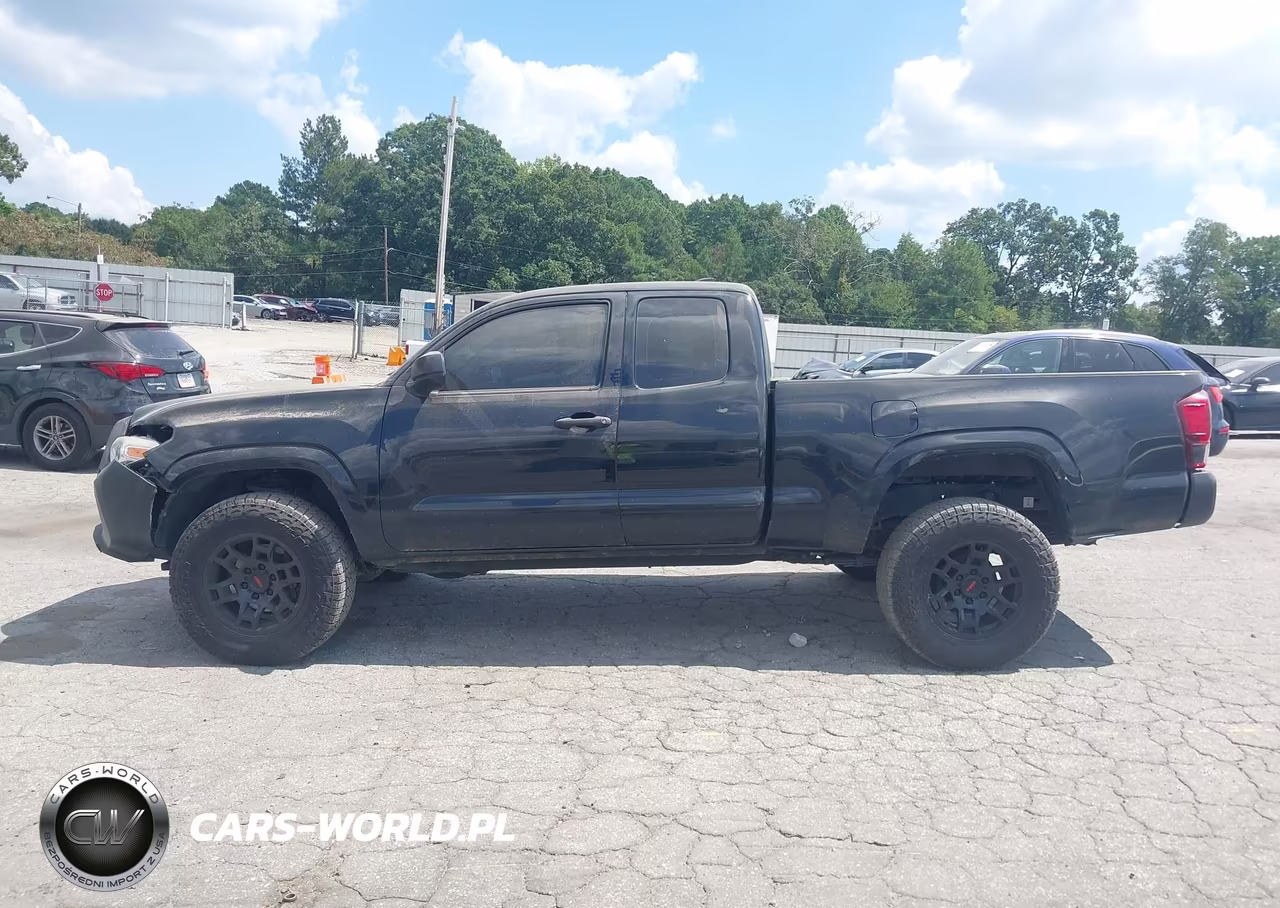 2018 Toyota Tacoma Sr VIN:5TFRX5GN5JX103750 - 14