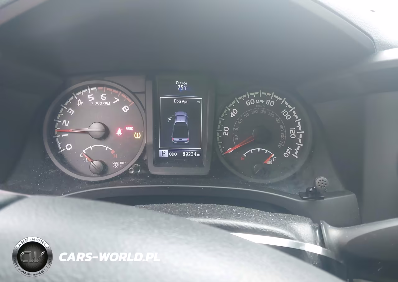 2018 Toyota Tacoma Sr VIN:5TFRX5GN5JX103750 - 7