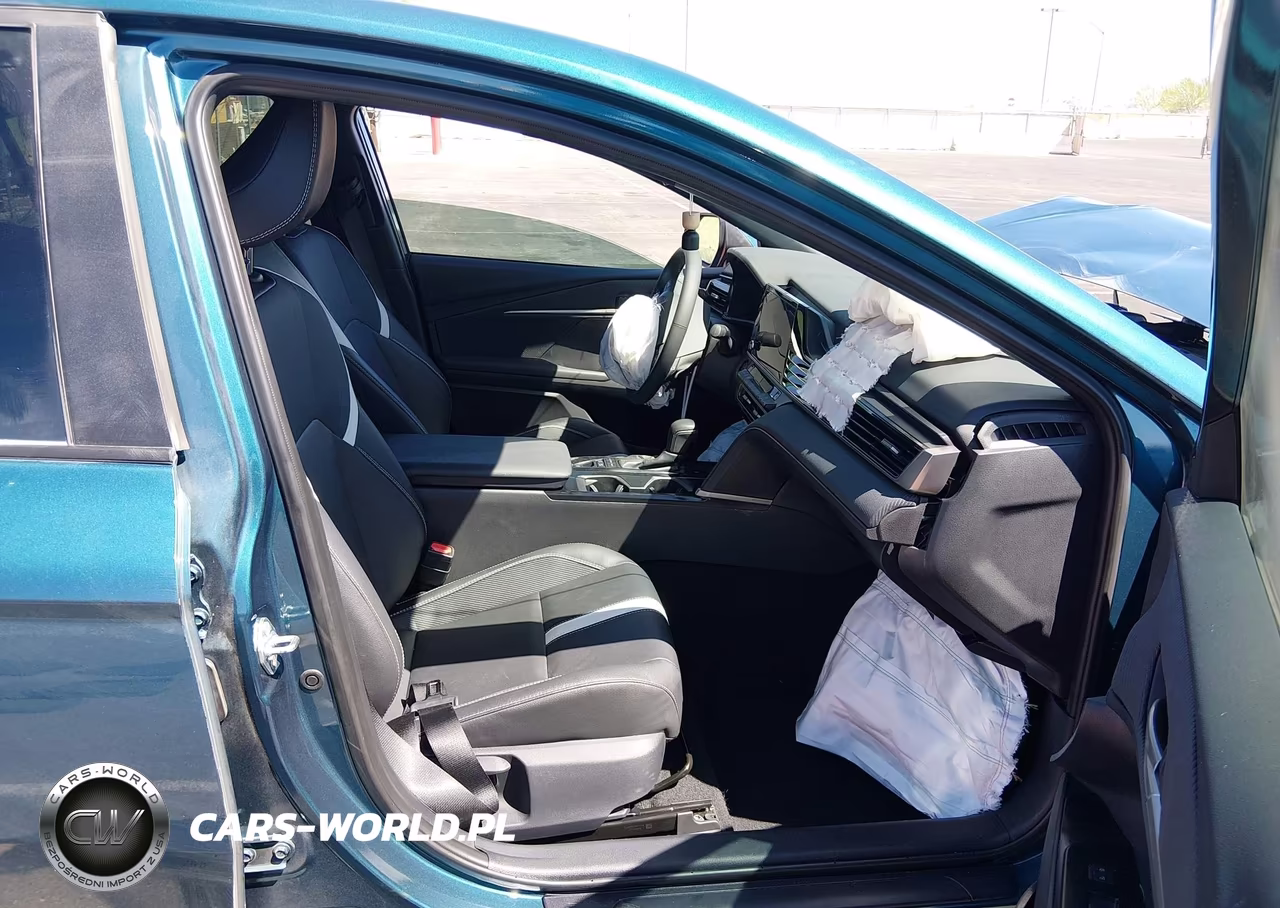 2025 Toyota Camry Se VIN:4T1DAACKXSU574596 - 5