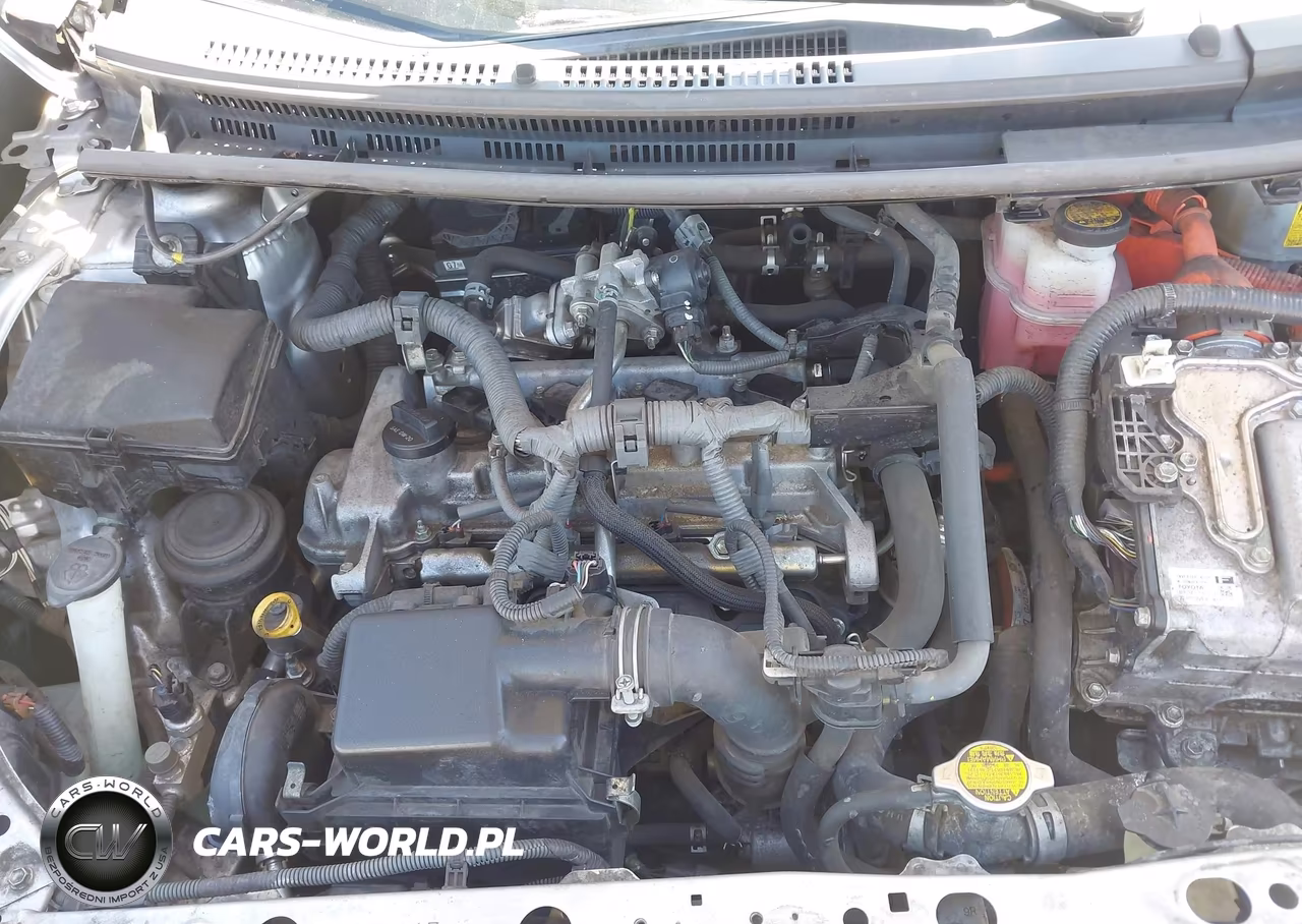 2014 Toyota Prius C One VIN:JTDKDTB32E1561775 - 10