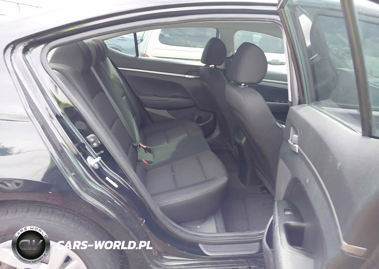 2019 Hyundai Elantra Se VIN:KMHD74LFXKU760089 - 8
