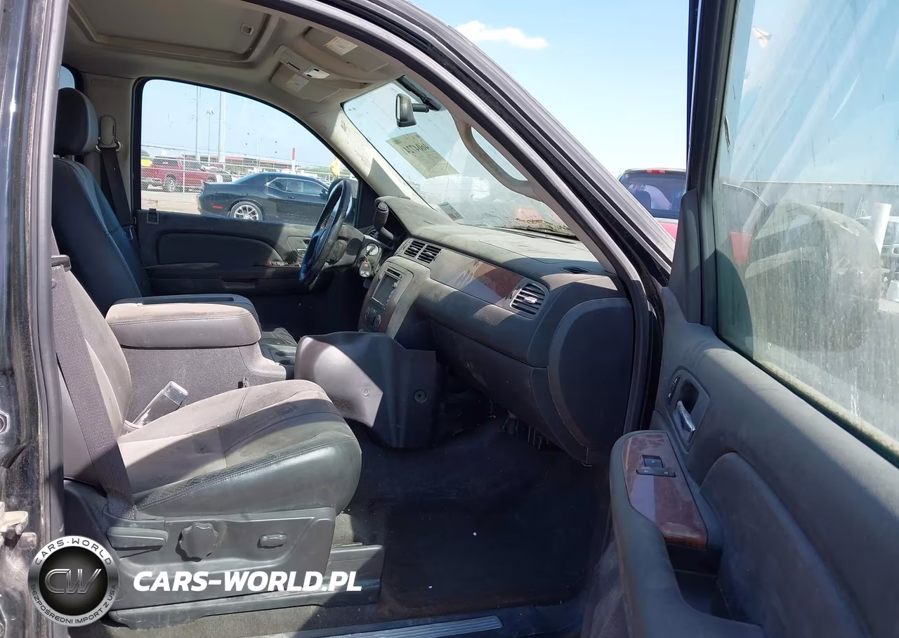 2008 Chevrolet Tahoe Hybrid VIN:1GNFC13558R192366 - 5