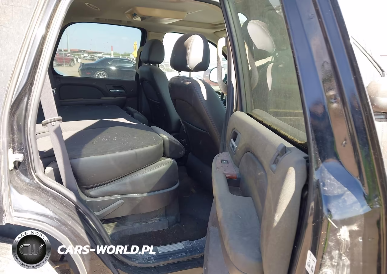 2008 Chevrolet Tahoe Hybrid VIN:1GNFC13558R192366 - 8