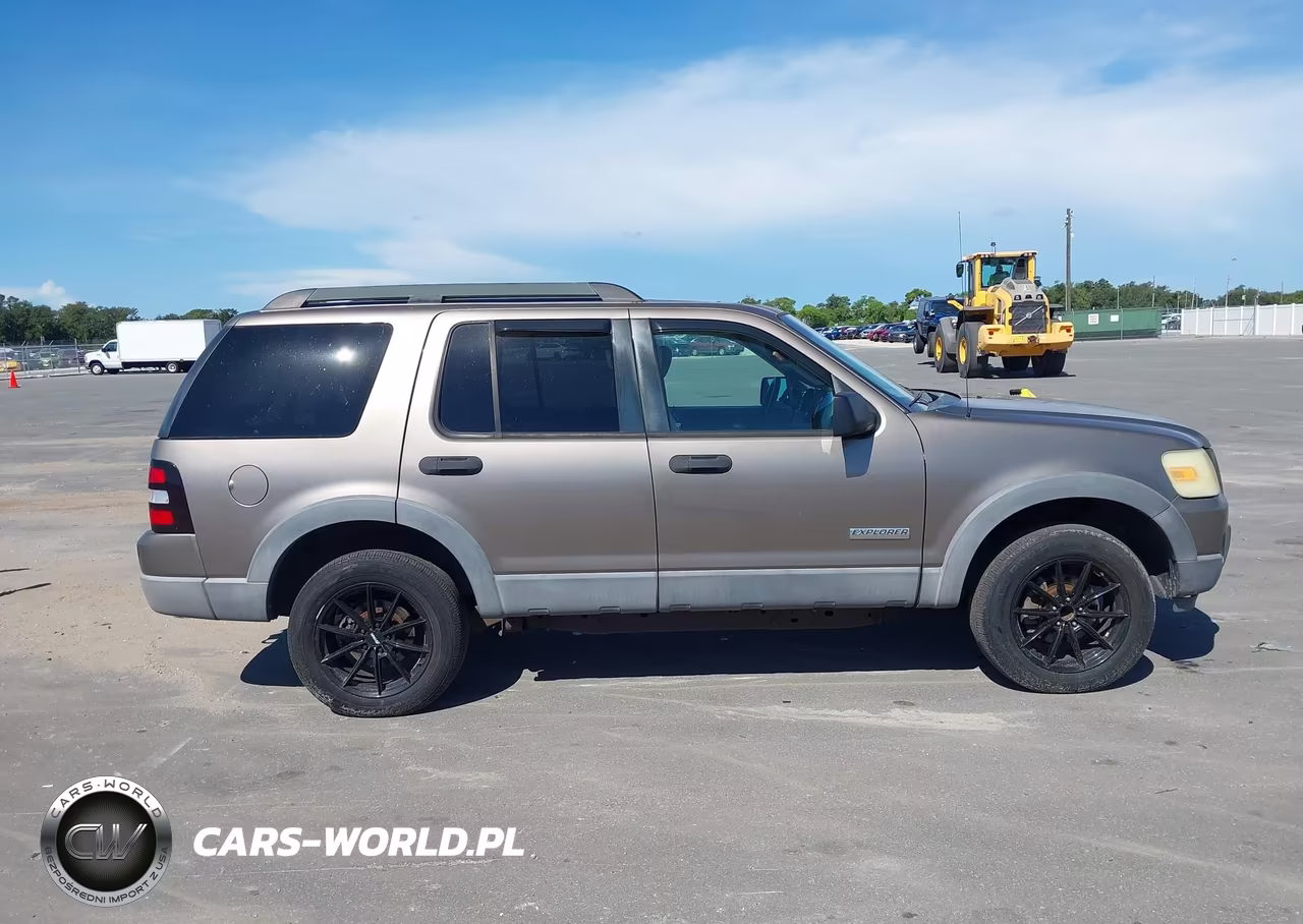2006 Ford Explorer Xlt VIN:1FMEU63E16UA69846 - 13
