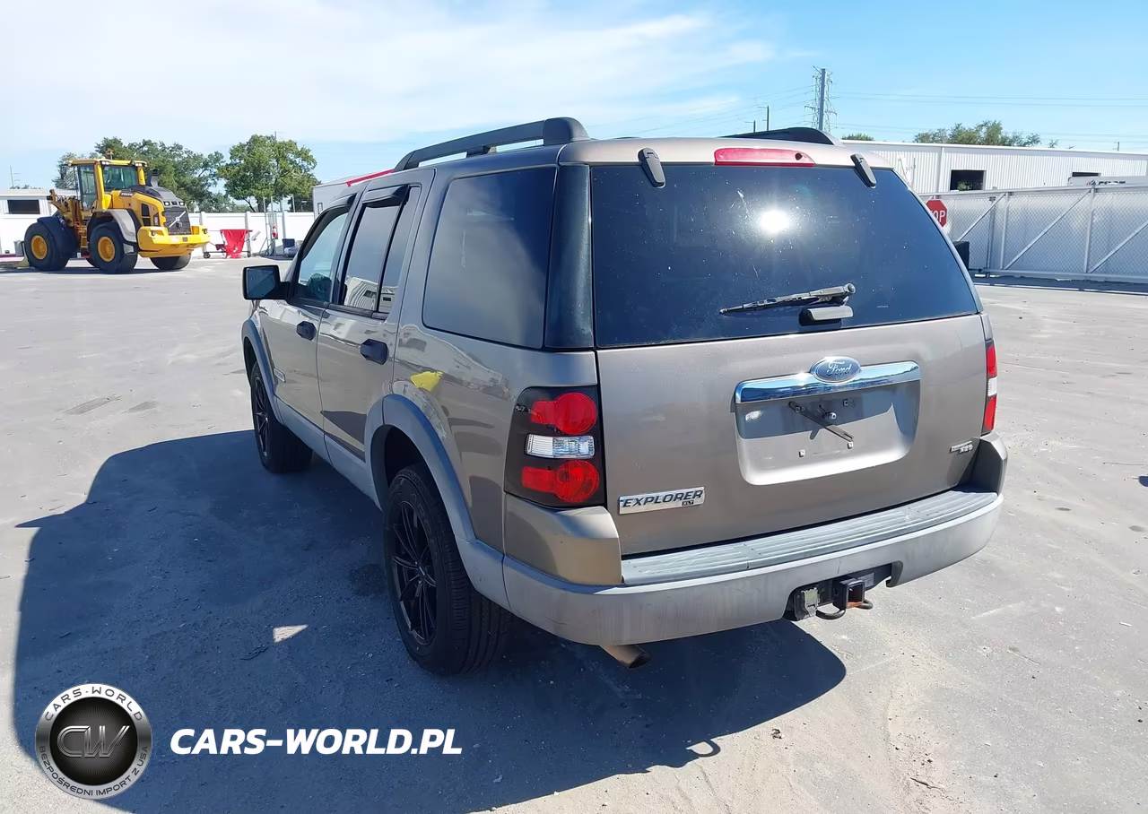 2006 Ford Explorer Xlt VIN:1FMEU63E16UA69846 - 3