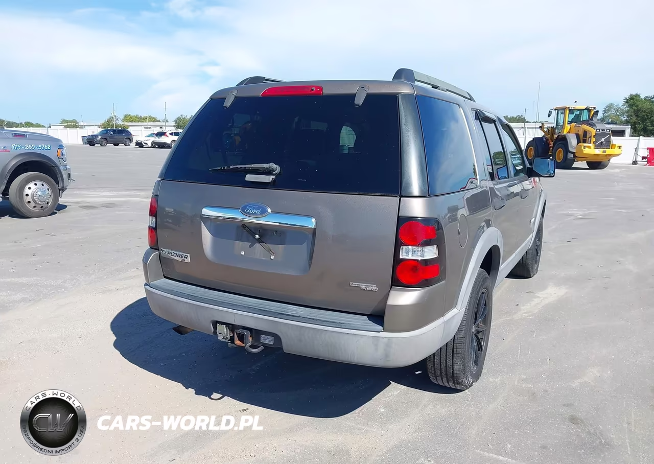 2006 Ford Explorer Xlt VIN:1FMEU63E16UA69846 - 4