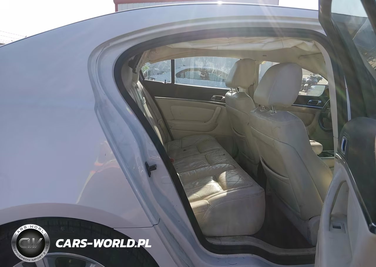 2010 Lincoln Mks VIN:1LNHL9DR8AG614970 - 7