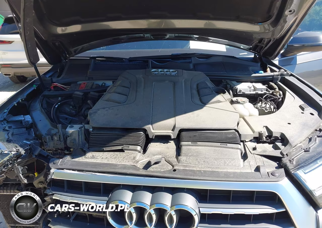 2019 Audi Q7 55 Premium VIN:WA1VAAF78KD001772 - 10