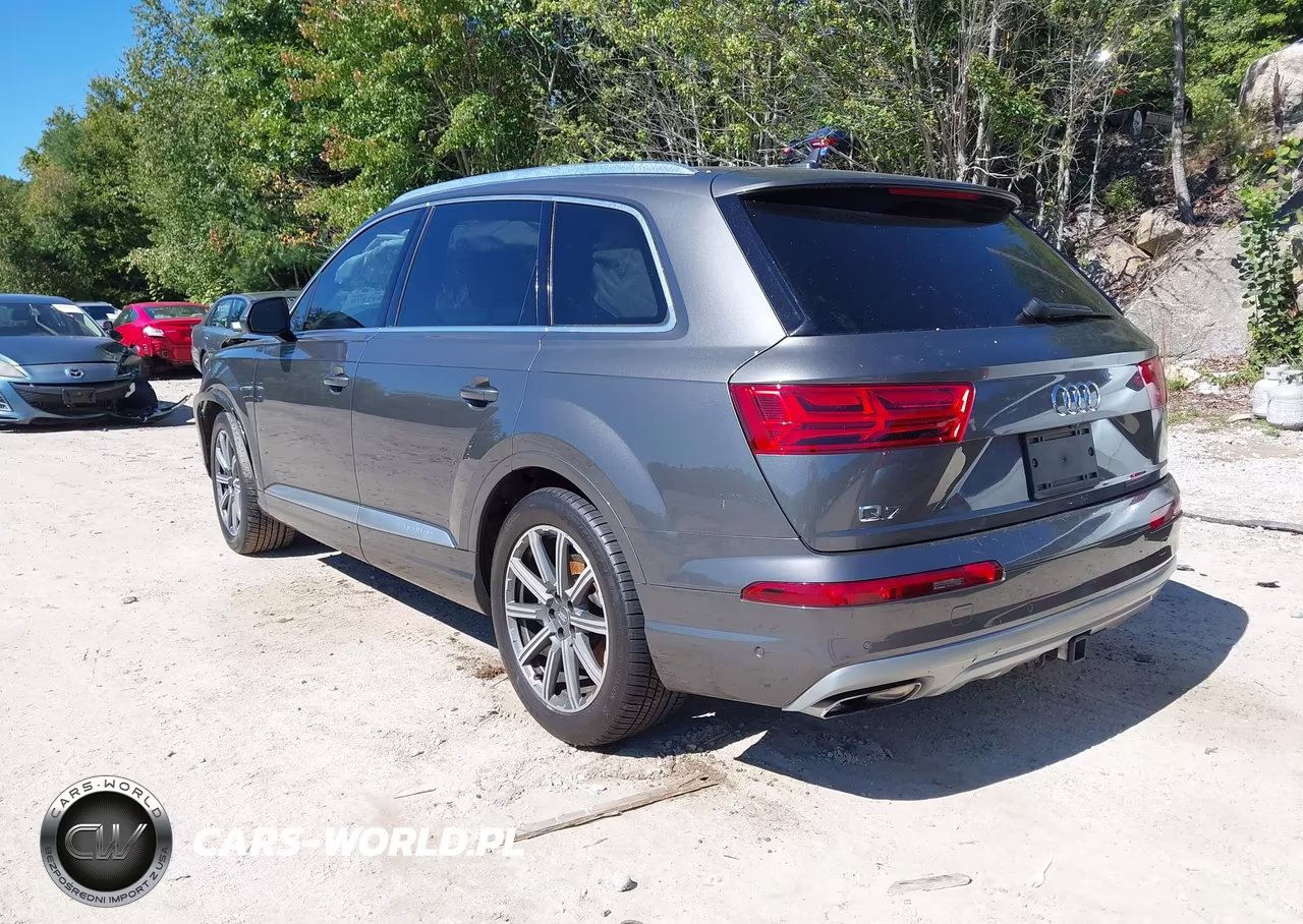 2019 Audi Q7 55 Premium VIN:WA1VAAF78KD001772 - 3