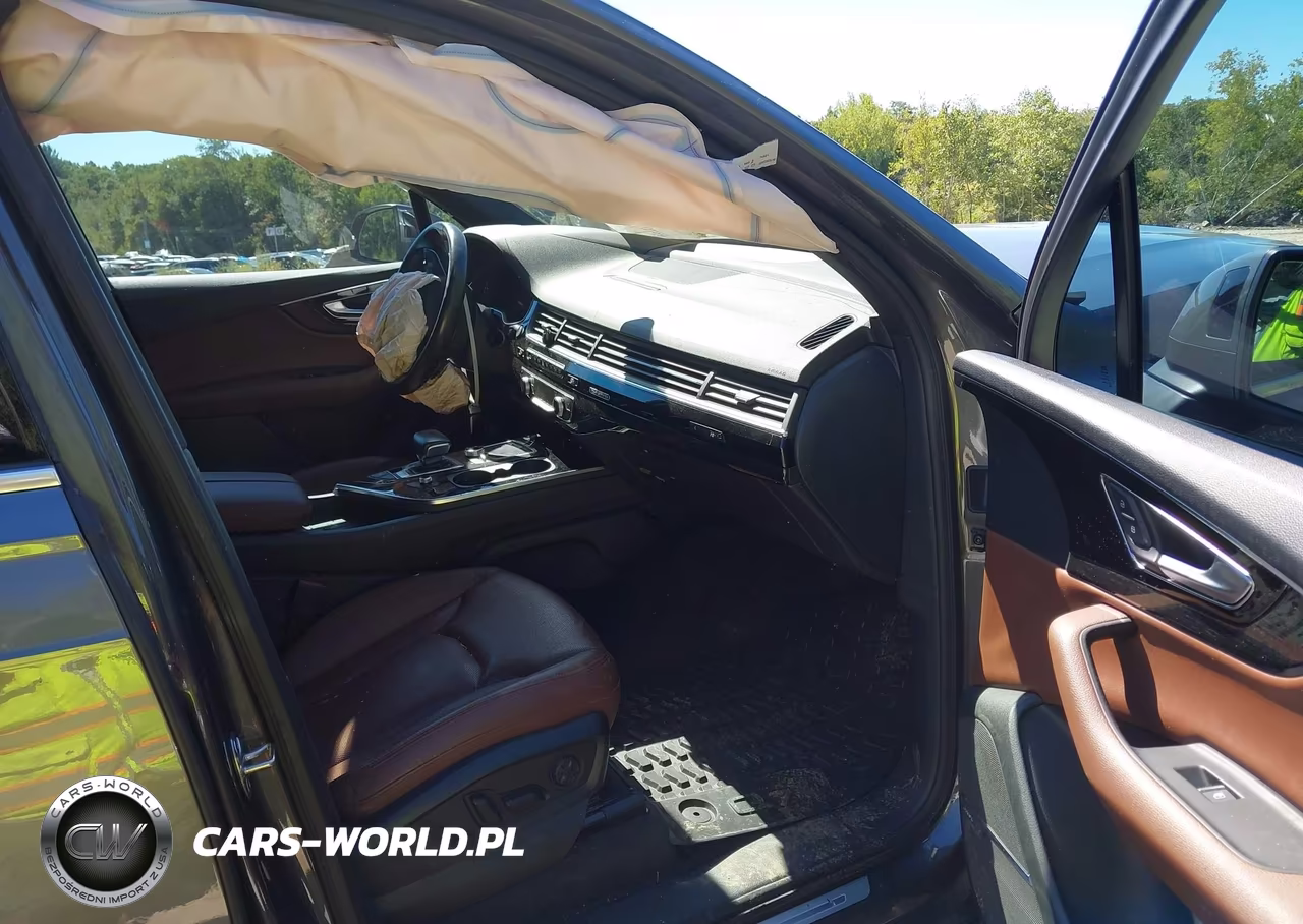 2019 Audi Q7 55 Premium VIN:WA1VAAF78KD001772 - 5