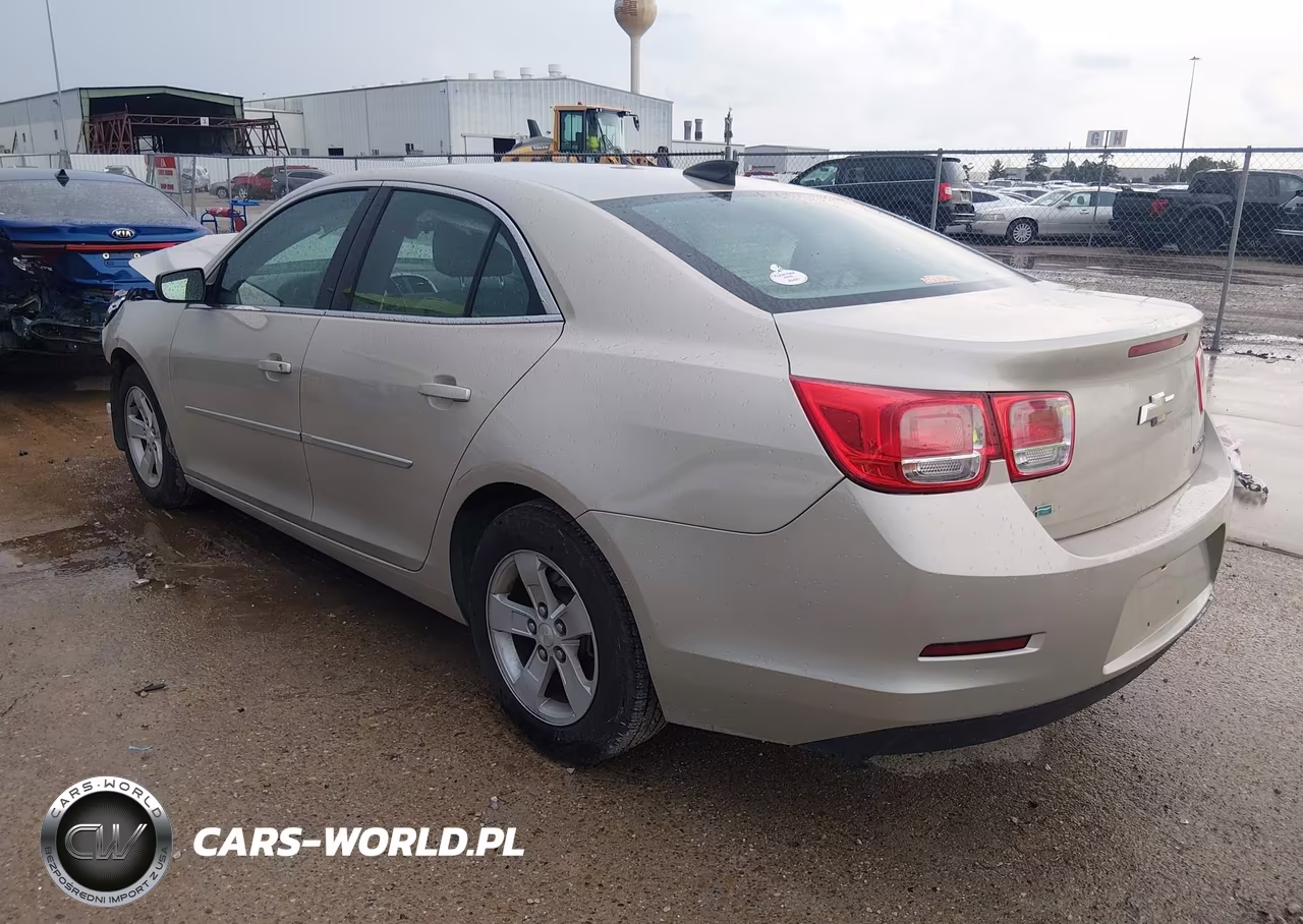 2015 Chevrolet Malibu Ls VIN:1G11B5SL7FF221113 - 3