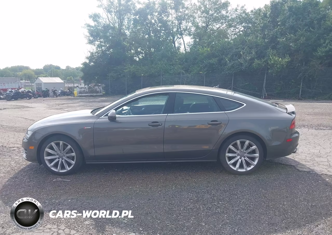 2012 Audi A7 Premium VIN:WAUYGAFC8CN109557 - 13