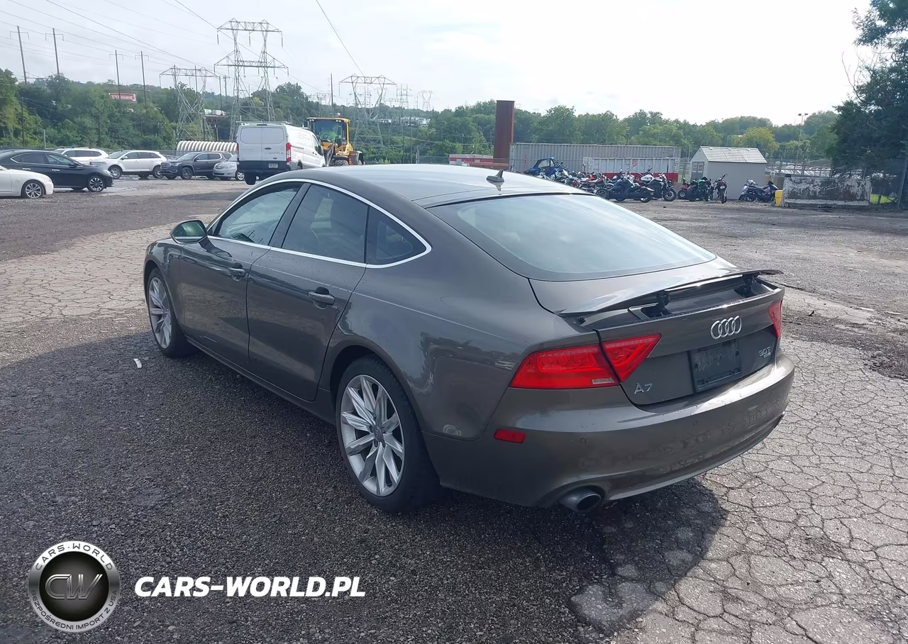2012 Audi A7 Premium VIN:WAUYGAFC8CN109557 - 3