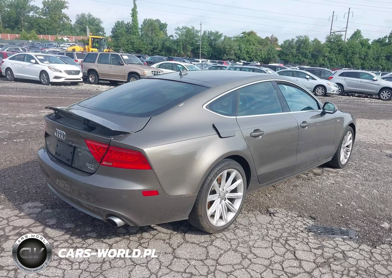 2012 Audi A7 Premium VIN:WAUYGAFC8CN109557 - 4