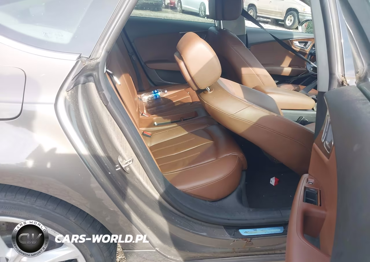 2012 Audi A7 Premium VIN:WAUYGAFC8CN109557 - 8