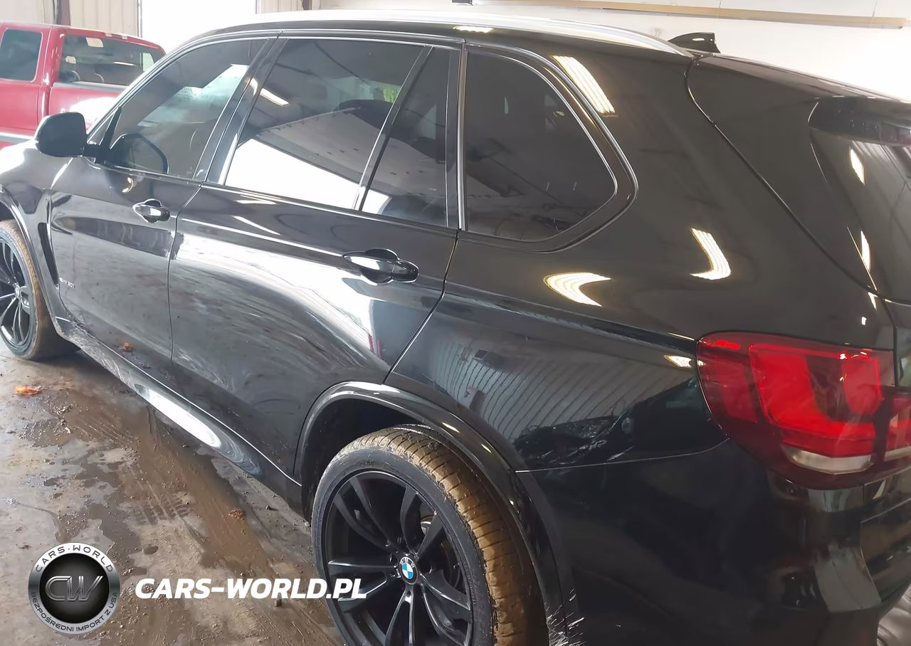 2017 BMW X5 xDrive50I VIN:5UXKR6C31H0U13868 - 3