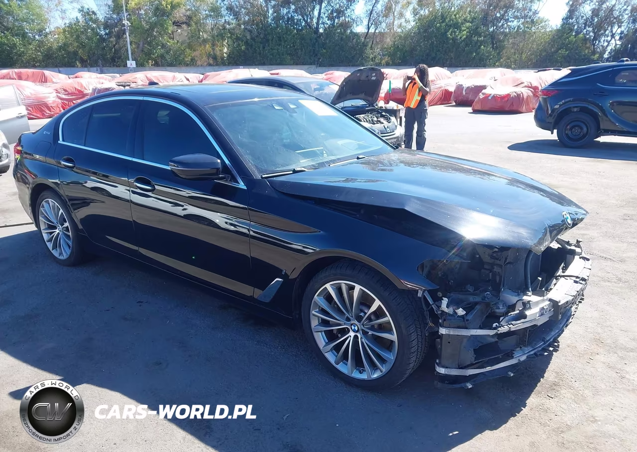 2018 BMW 530E Iperformance VIN:WBAJA9C58JG623238 - 1