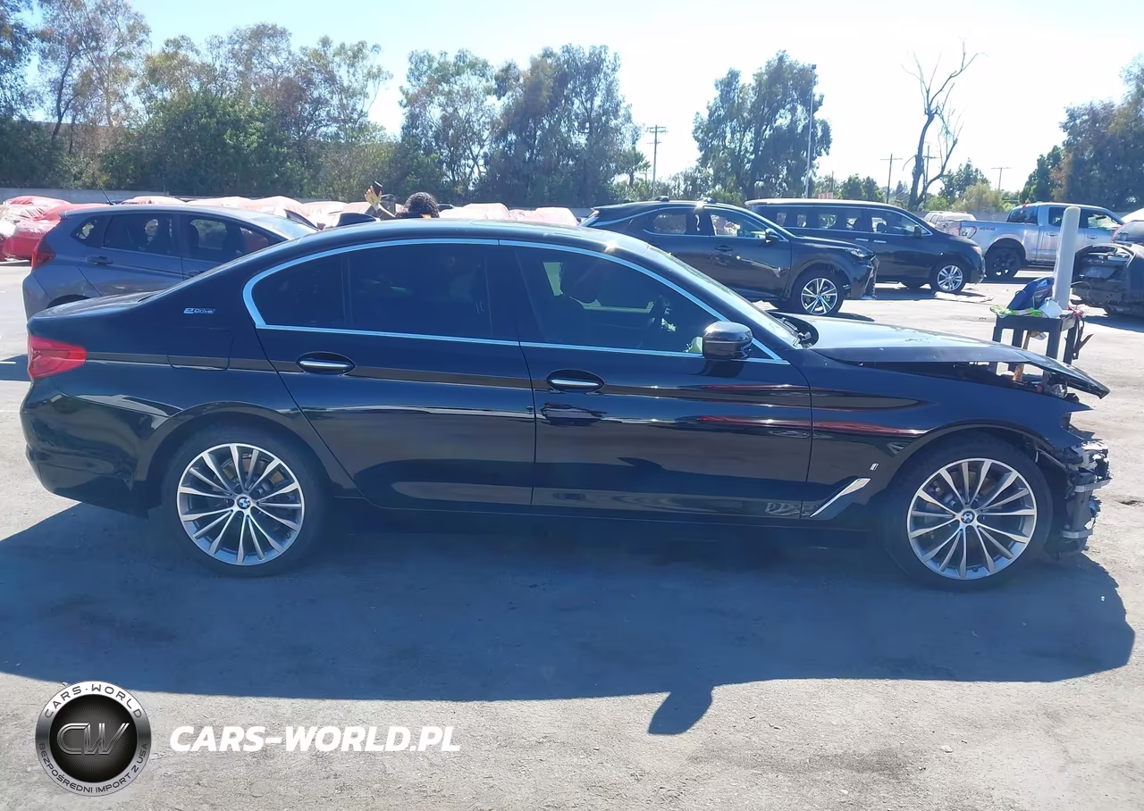 2018 BMW 530E Iperformance VIN:WBAJA9C58JG623238 - 14