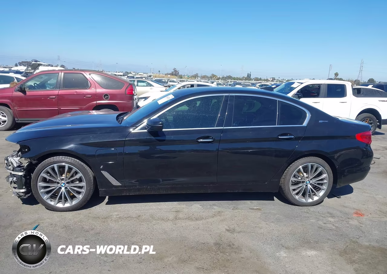 2018 BMW 530E Iperformance VIN:WBAJA9C58JG623238 - 15