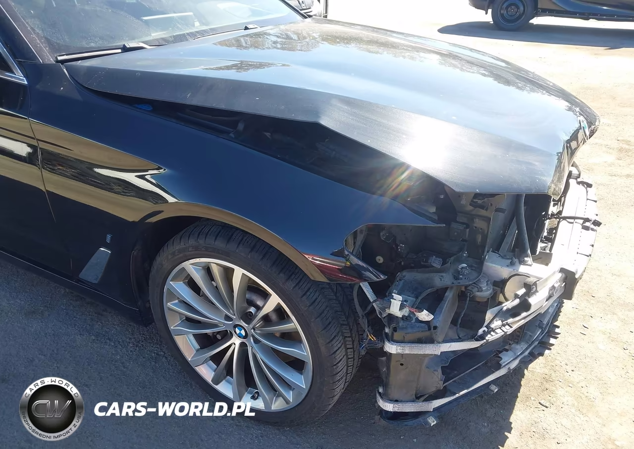 2018 BMW 530E Iperformance VIN:WBAJA9C58JG623238 - 18