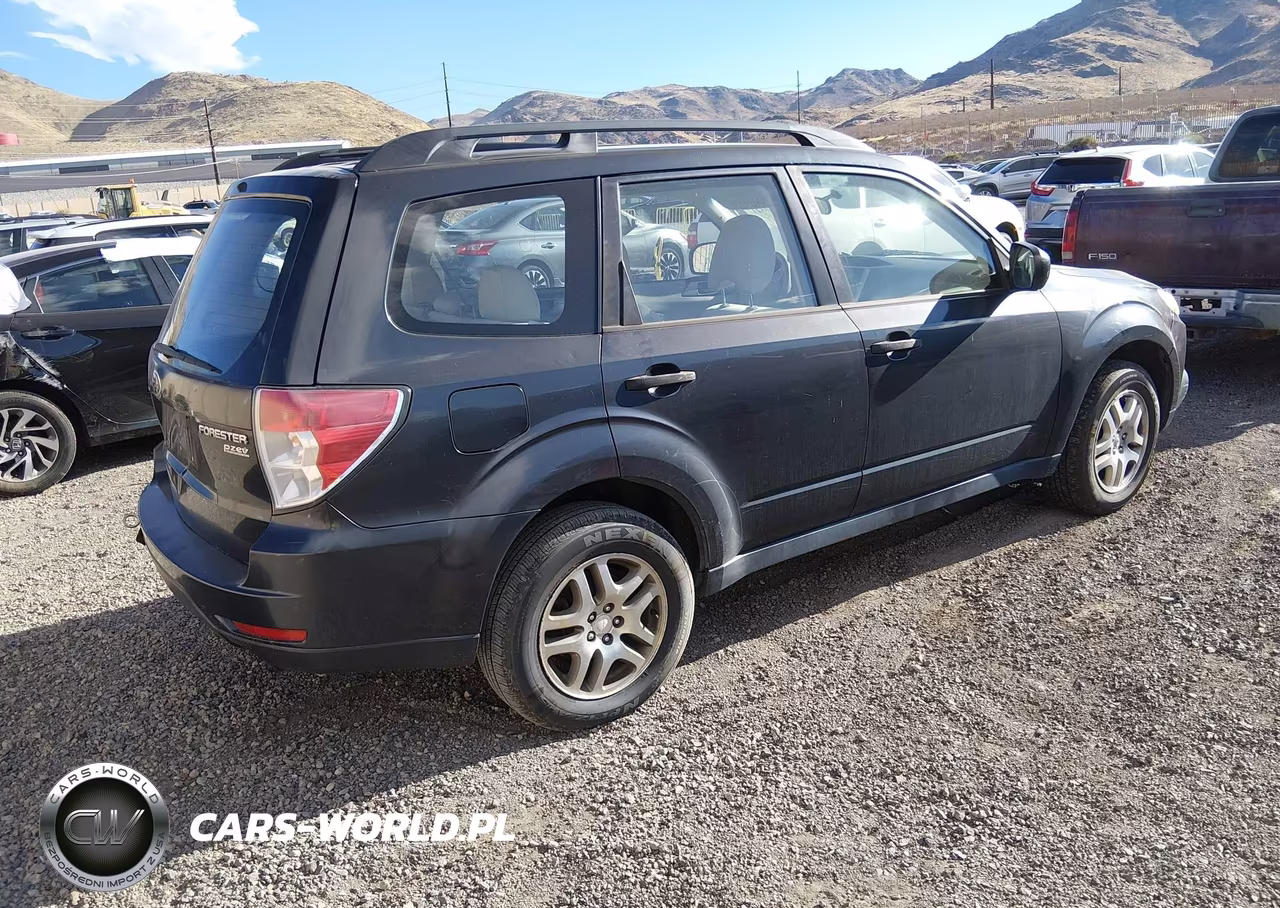 2010 Subaru Forester 2.5X VIN:JF2SH6BC2AH904187 - 4
