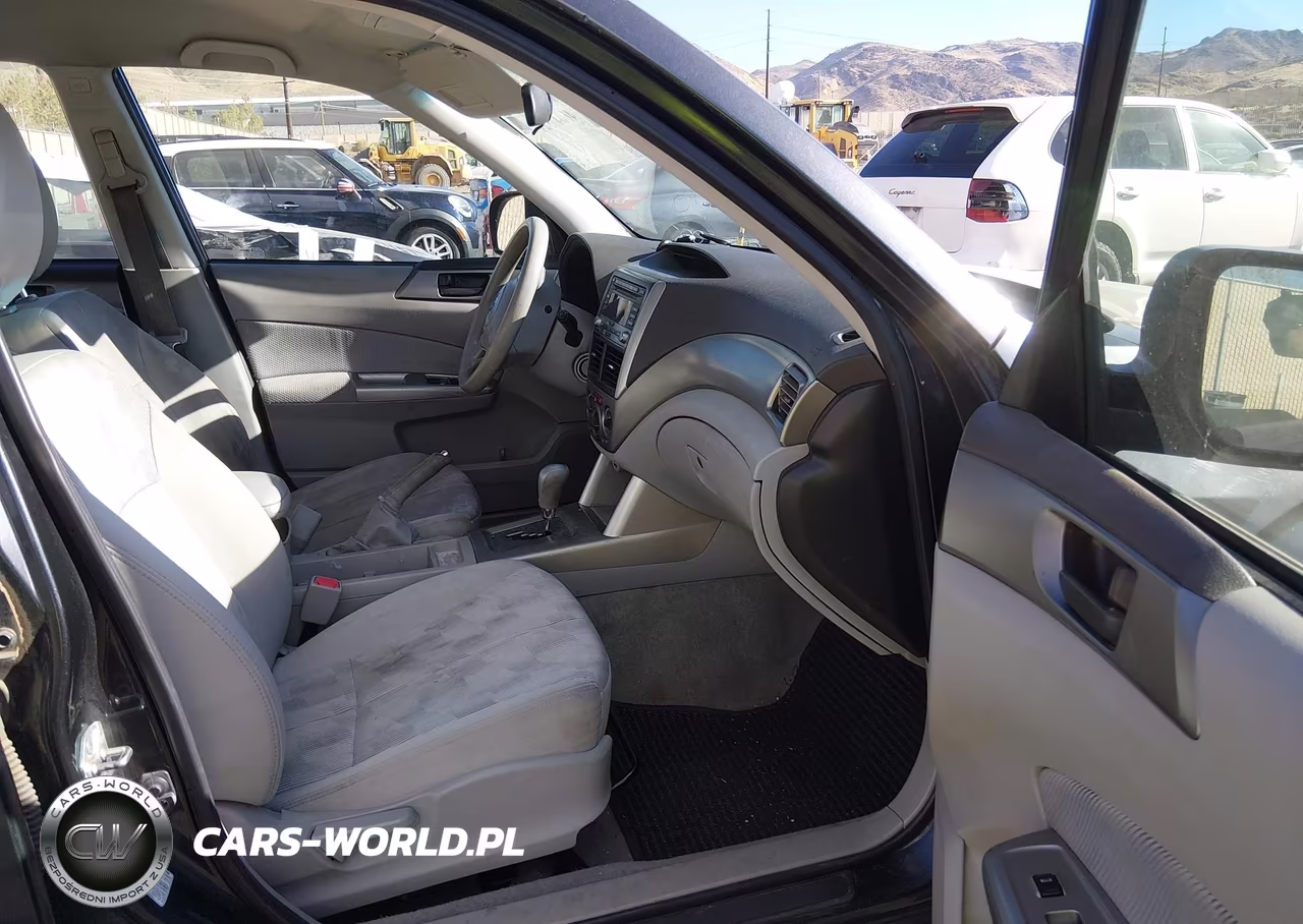 2010 Subaru Forester 2.5X VIN:JF2SH6BC2AH904187 - 5